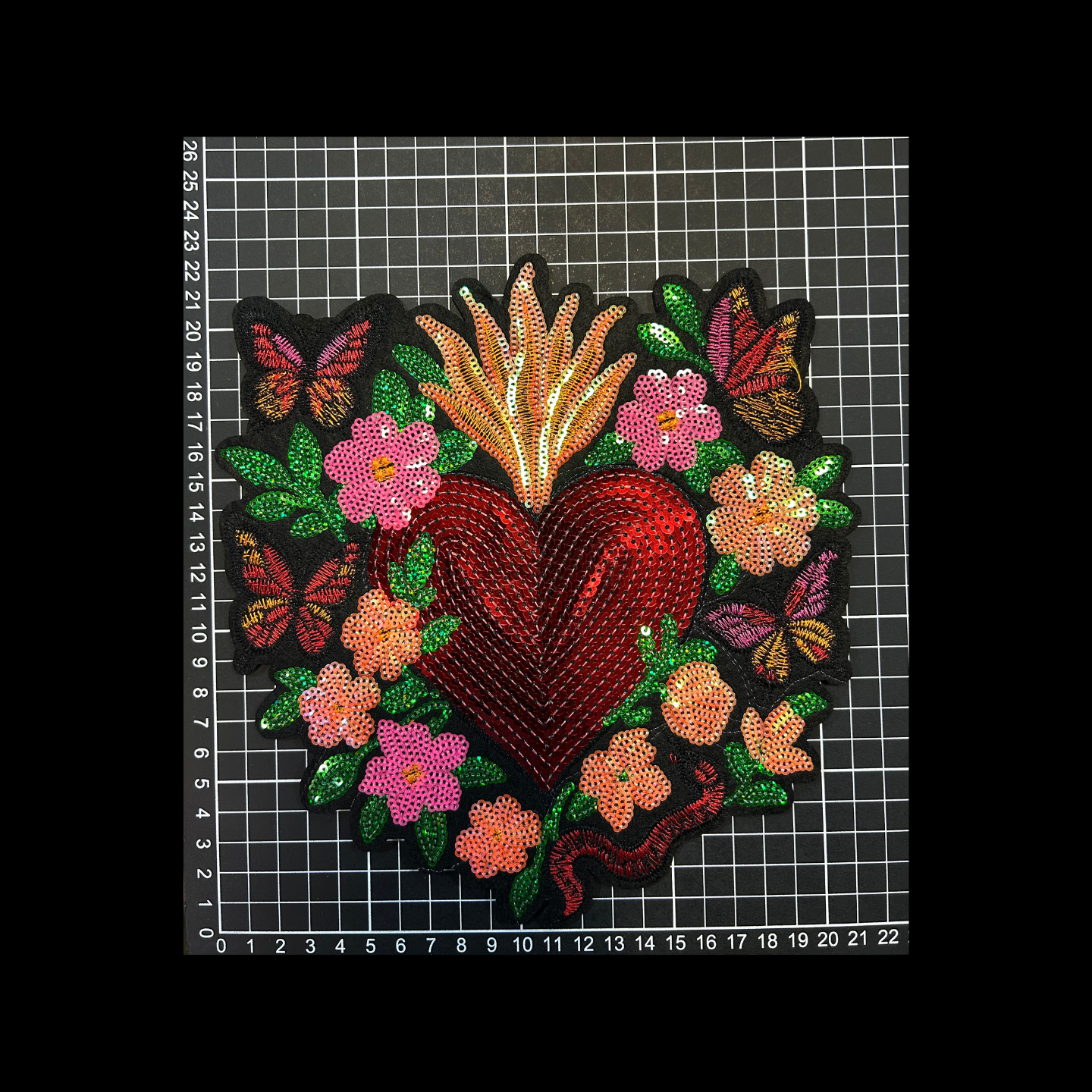 Parche Bordado Artesanal Termoadhesivo Corazón con Flores 1 PZ A58 Ariel