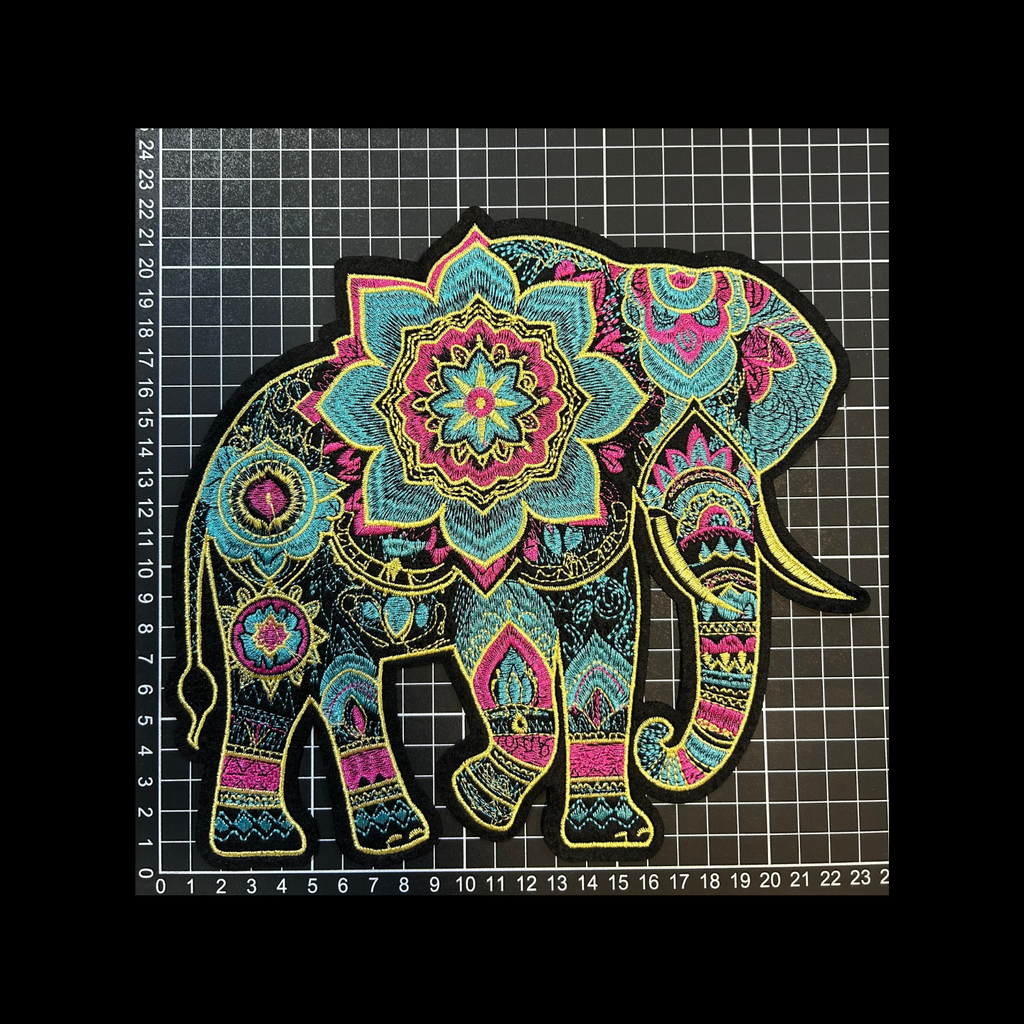 Parche Bordado Artesanal Termoadhesivo Elefante 1 PZ C79 Ariel