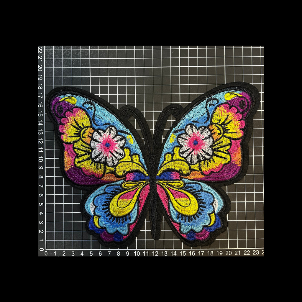 Parche Bordado Artesanal Termoadhesivo Mariposa 1 PZ C81 Ariel