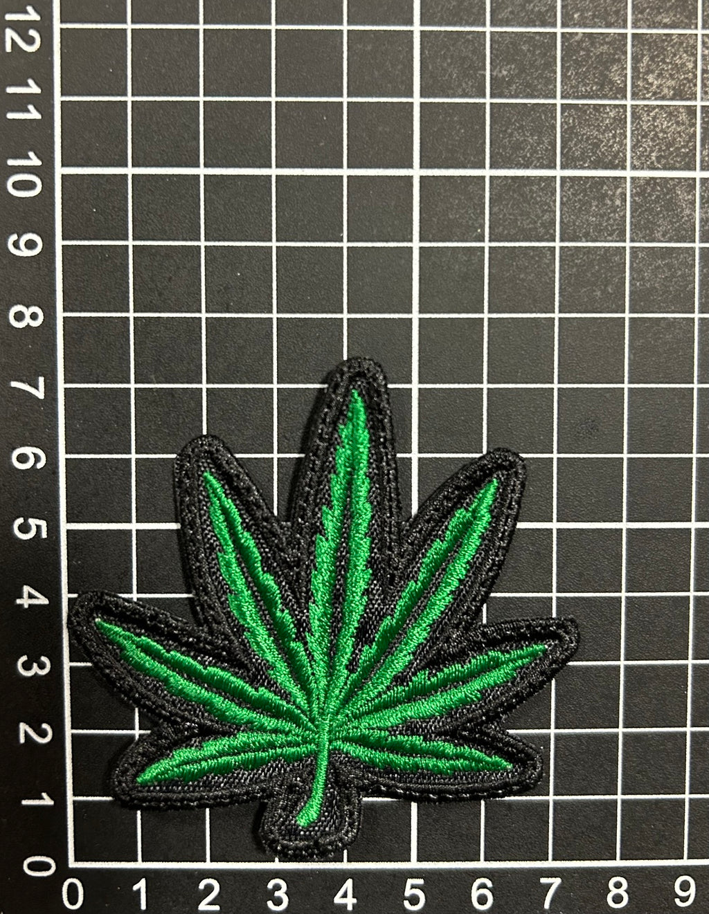 Parche Bordado Termoadhesivo Cannabis Marihuana 2 PZ CH166 Fabian