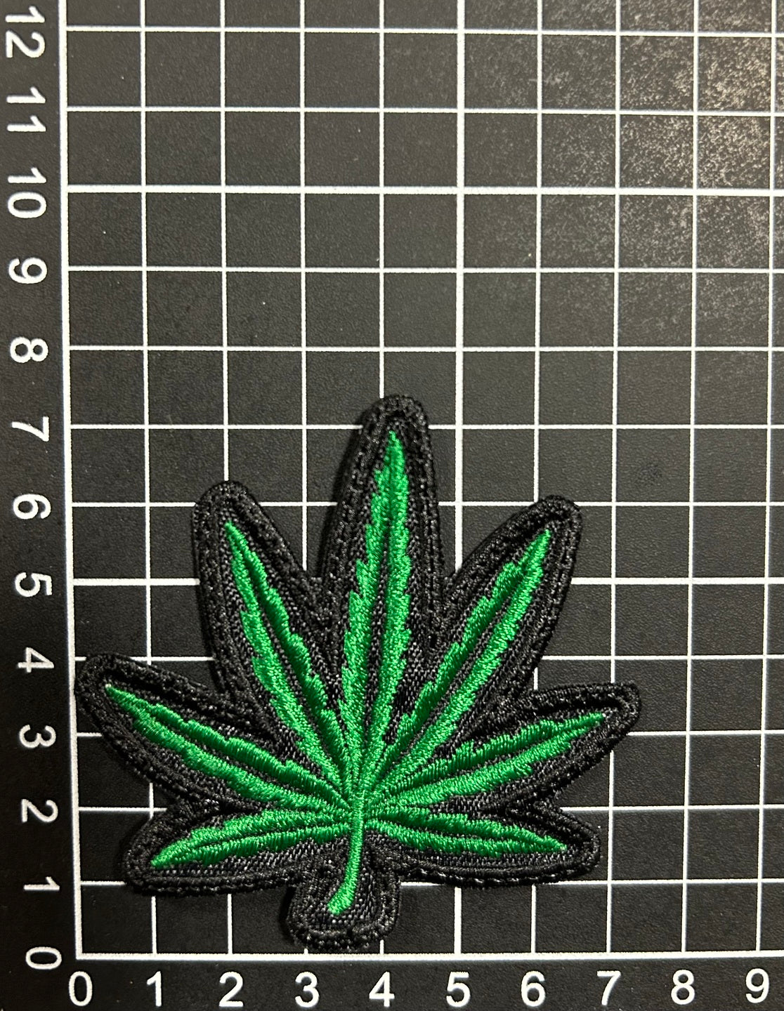 Parche Bordado Termoadhesivo Cannabis Marihuana 2 PZ CH166 Fabian