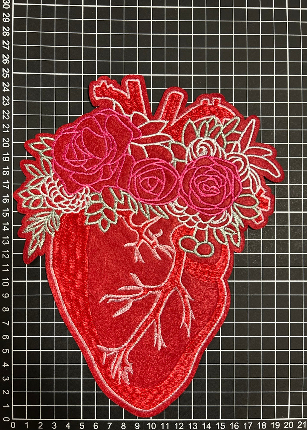 Parche Bordado Termoadhesivo para Ropa de Corazón Rojo 1 PZ Y109 - Peletería León