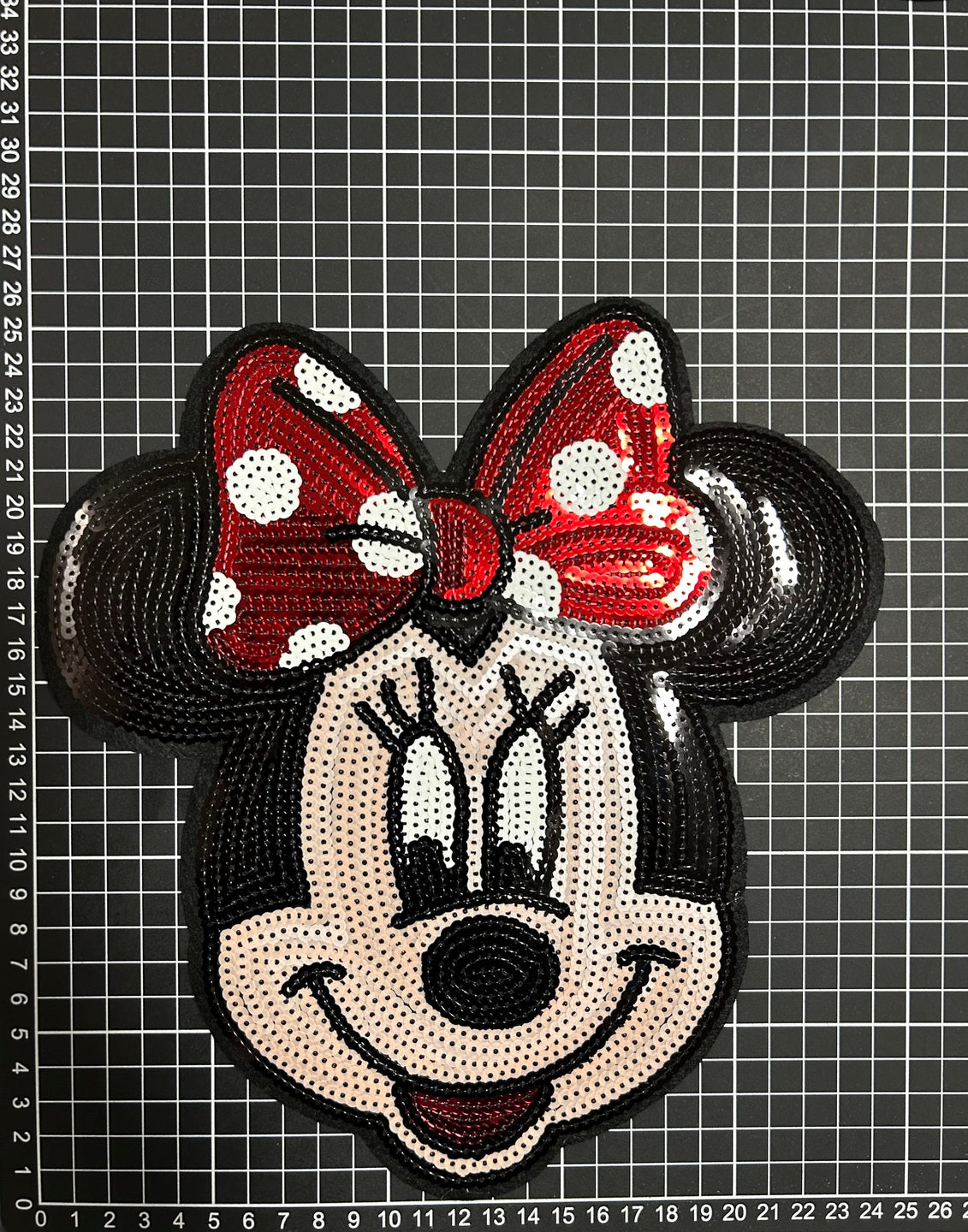 Parche Bordado Lentejuela Termoadhesivo Mimi 1 PZ Y63 - Peletería León