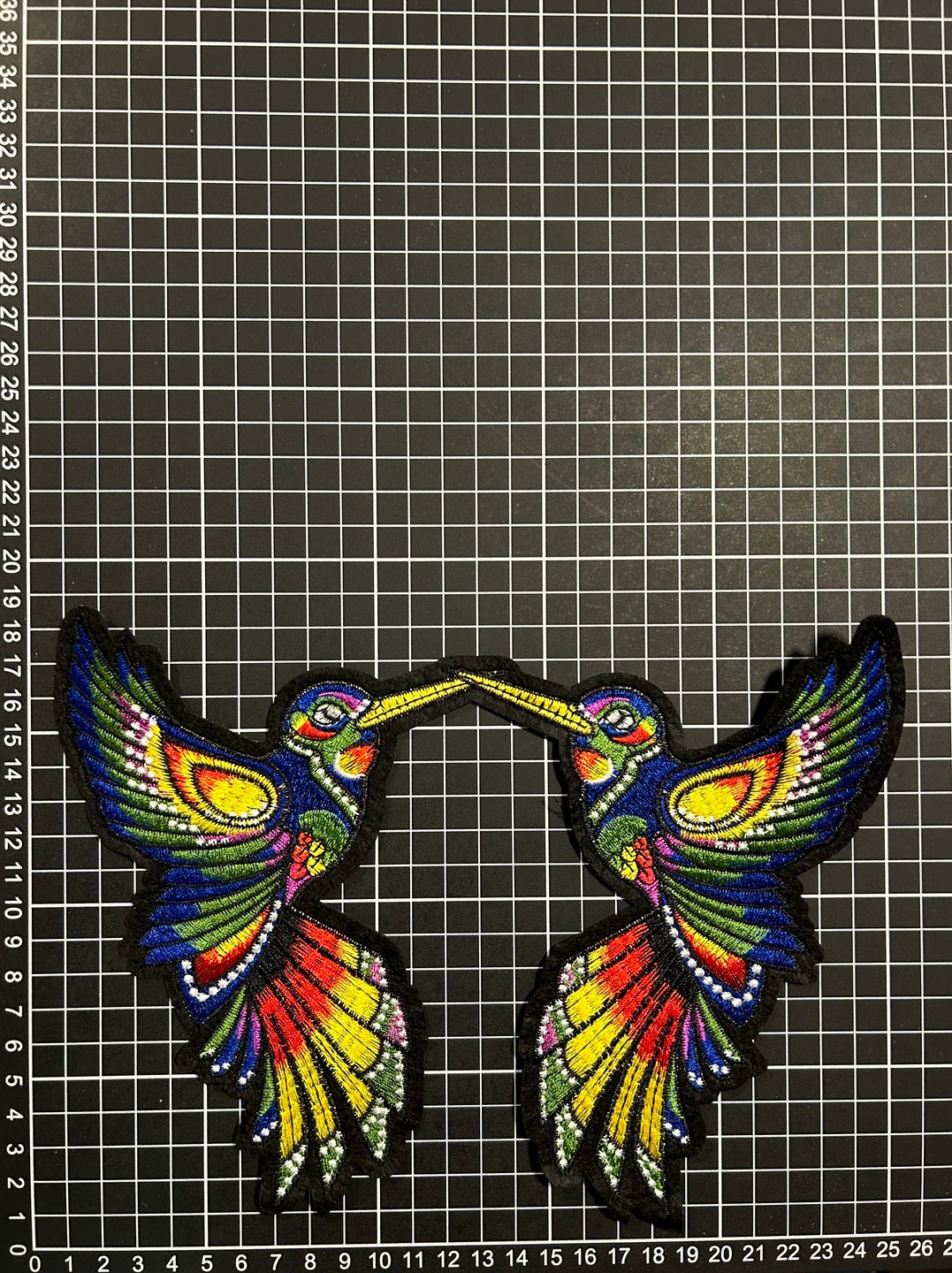 Parche Bordado Termoadhesivo Colibrí Encontrado 1 PZ Y95 - Peletería León