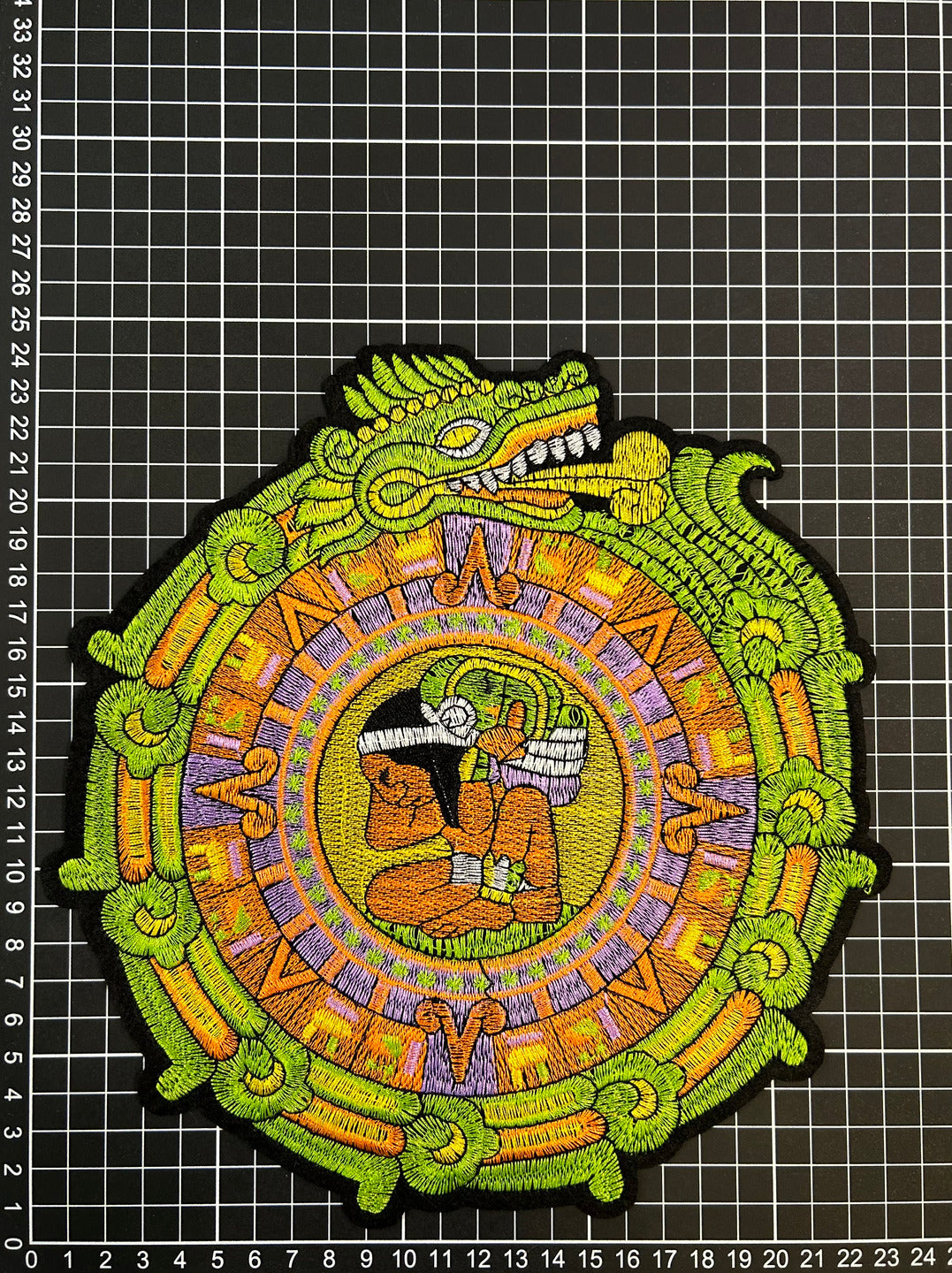 Parche Bordado Termoadhesivo para Ropa de Calendario Azteca 1 PZ Z36 - Peletería León